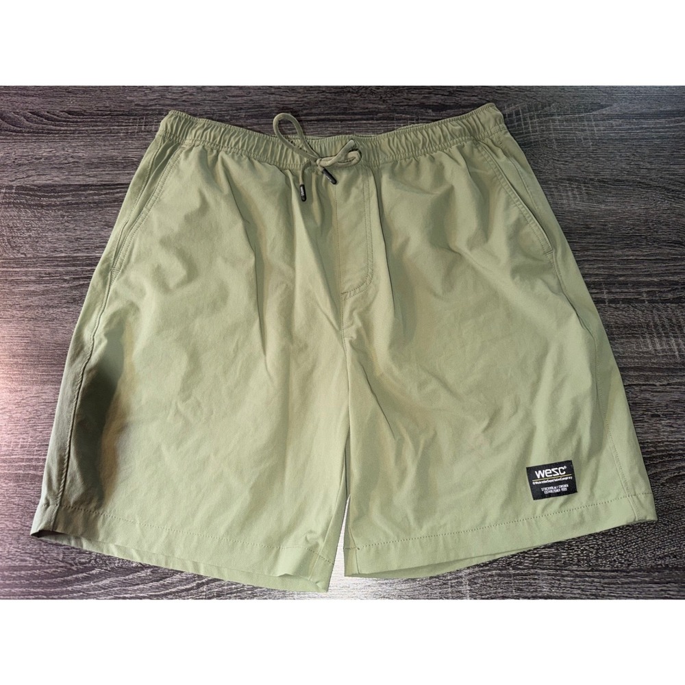 WeSC Mens Large 4 Way Stretch Shorts Sage Green Elastic Waist Gorpcore Outdoor